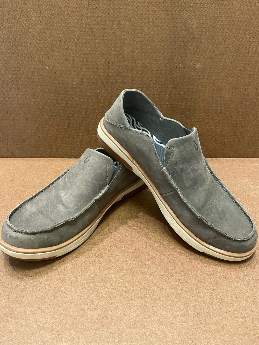 OluKai Men's Kãlia Leather Slip-ons